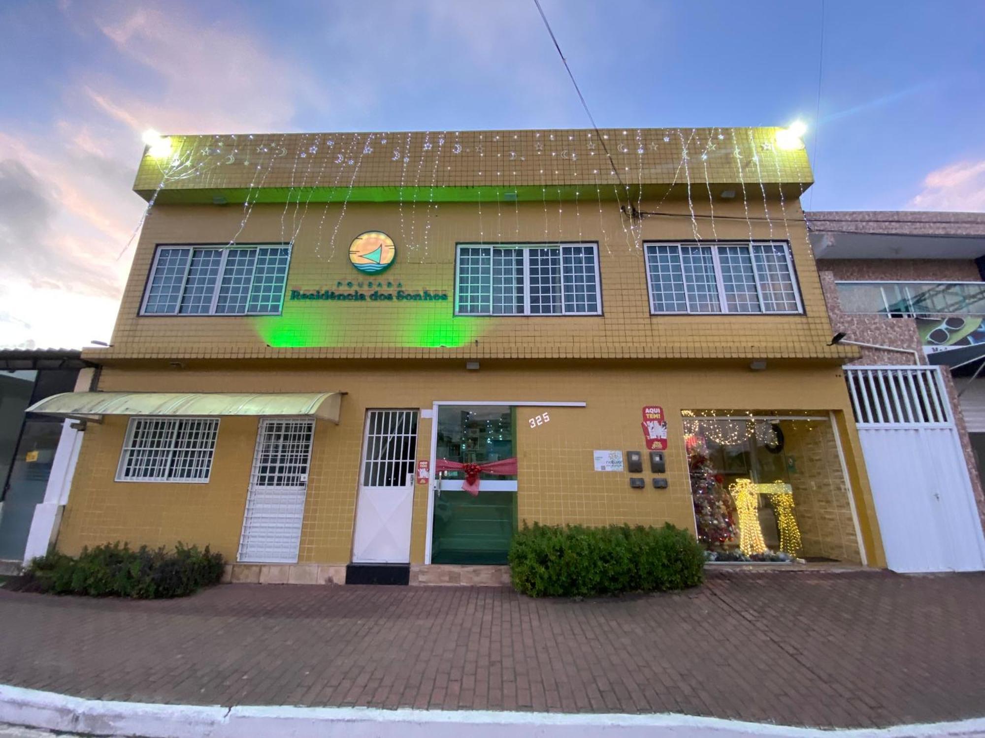 Pousada Residencia Dos Sonhos Порту-де-Галиньяш Экстерьер фото